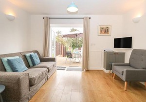 7 Coastal Cottages