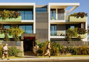 7/Fortyfive on Lawson - Absolute beachfront luxury apartment