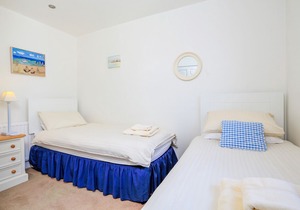 7 Island Quay, SALCOMBE