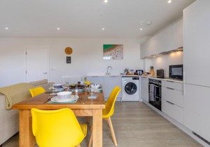 7 Middlecombe - Luxury Apartment at Byron Woolacombe, only 4 minute walk to Woolacombe Beach!