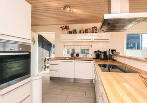 7 person home in Juelsminde