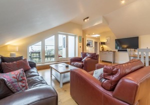 7 Sandy Lane
