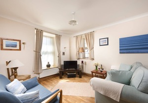 7 The Manor, Porthkidney Sands