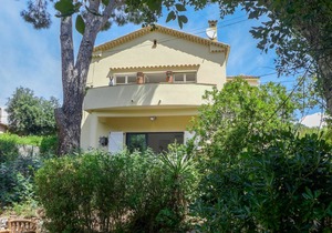 70 m² Apartment ∙ 3 bedrooms ∙ 5 guests