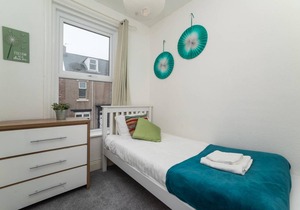 70 m² Apartment ∙ 3 bedrooms ∙ 5 guests