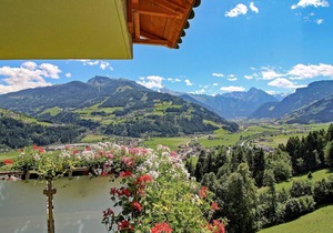 70 m² Apartment ∙ 3 bedrooms ∙ 6 guests