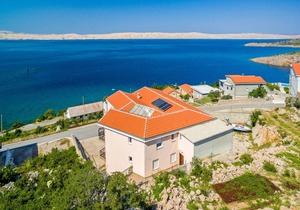 70 m² Apartment ∙ 3 bedrooms ∙ 6 guests