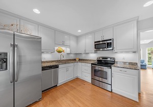 736 Spinnaker! Pet Friendly, Walk to Ocean, Pools, Golf, Dining! Amenity Cards!