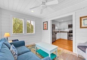 736 Spinnaker! Pet Friendly, Walk to Ocean, Pools, Golf, Dining! Amenity Cards!