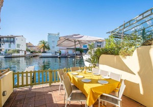 75 m² Accommodation ∙ 2 bedrooms ∙ 8 guests