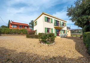 75 m² Apartment ∙ 3 bedrooms ∙ 6 guests