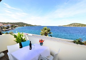 75 m² Apartment ∙ 2 bedrooms ∙ 6 guests