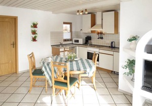 75 m² House ∙ 2 bedrooms ∙ 4 guests