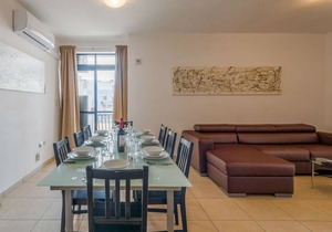 76 m² Apartment ∙ 2 bedrooms ∙ 8 guests