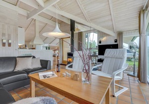 79 m² House ∙ 2 bedrooms ∙ 4 guests
