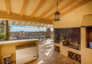 8 bedroom awesome home in Polop