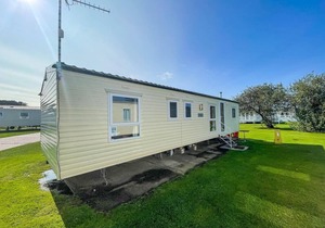 8 berth caravan at Broadland Sands Holiday Park in Suffolk ref 20140BS