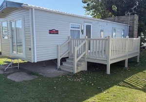 8 berth caravan for hire near Clacton-on-Sea in Essex ref 26281E