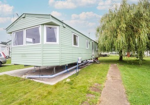 8 berth caravan at Highfield Grange in Essex ref 26340E