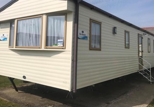 8 berth caravan at Highfield Grange nearby Clacton-on-Sea ref 26270E