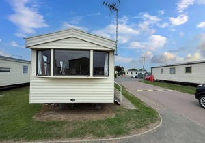 8 berth caravan at California Cliffs by Scratby beach in Norfolk ref 50001D