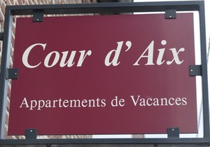 8-person apartment Cour D Aix