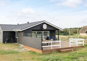 8 person holiday home in Ringkøbing