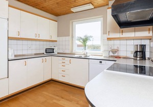 8 person holiday home in Frøstrup-By Traum
