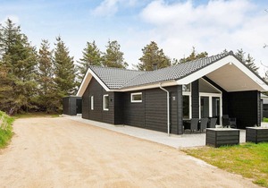 8 person holiday home in Blåvand
