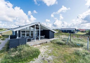 8 person holiday home in Ringkøbing