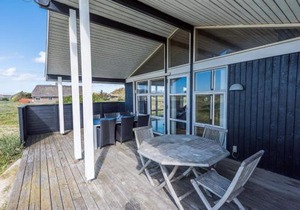 8 person holiday home in Ringkøbing