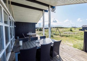 8 person holiday home in Ringkøbing
