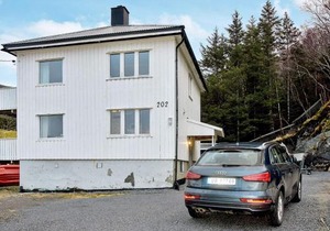 8 person holiday home in Revsnes