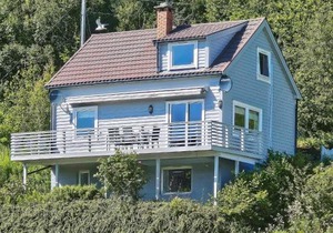 8 person holiday home in Sørbøvåg