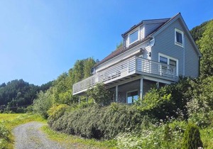8 person holiday home in Sørbøvåg