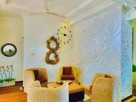 8 Plus Luxury Apartments