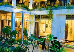 8+ Plus Motels