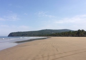 #8 Shared Pool, 3 Bedroom/3 Bathroom, Private beach ramada WIFI SKY