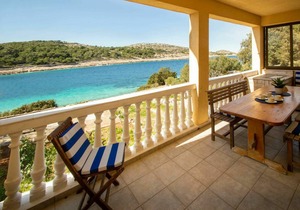 80 m² Accommodation ∙ 4 bedrooms ∙ 8 guests