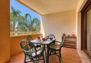 80 m² Apartment ∙ 3 bedrooms ∙ 6 guests