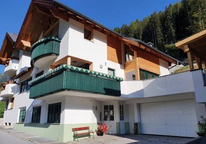 80 m² Apartment ∙ 2 bedrooms ∙ 5 guests