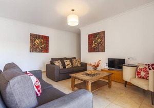 80 m² Apartment ∙ 2 bedrooms ∙ 5 guests