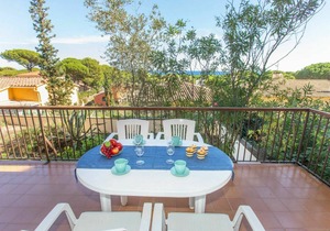 80 m² Apartment ∙ 3 bedrooms ∙ 6 guests