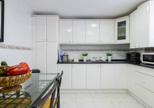 80 m² Apartment ∙ 3 bedrooms ∙ 6 guests
