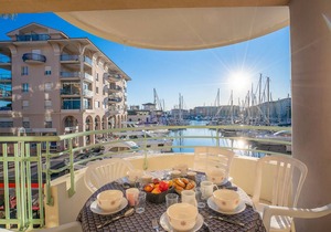 80 m² Apartment ∙ 2 bedrooms ∙ 6 guests