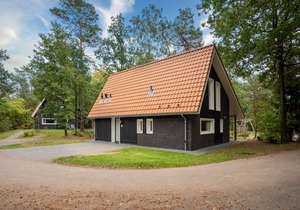 80 m² Bungalow ∙ 4 bedrooms ∙ 8 guests