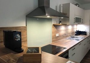 80qm großes, modern eingerichtetes 3-Zimmer Appartement mit Terrasse