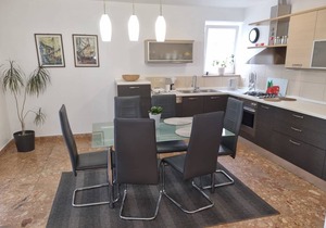 83 m² Apartment ∙ 2 bedrooms ∙ 5 guests