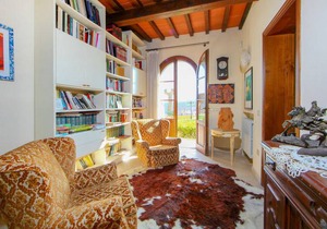850 m² House ∙ 6 bedrooms ∙ 10 guests