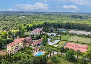 850 m² Villa ∙ 6 bedrooms ∙ 10 guests